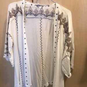 Gimmicks Buttonless Shirt w/Embroidery